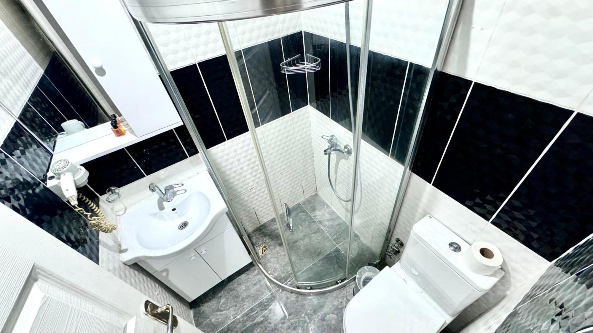 Rozza Hotel Istanbul Ngoại thất bức ảnh